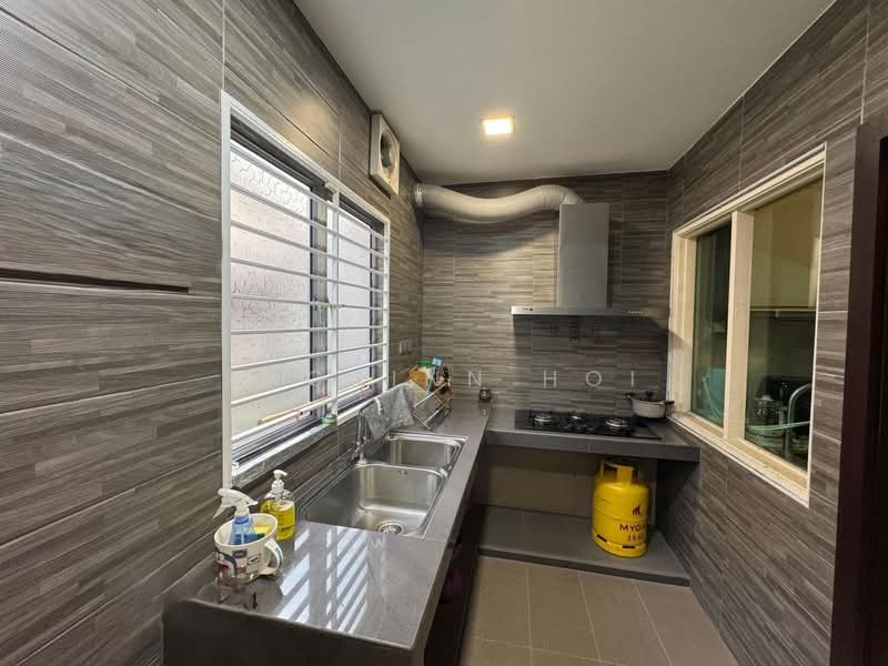 2-storey Terraced House for Sale in Bandar Botanic (Klang) - Zackinn Hoi - Kitchen - PropertyGuru.com.my