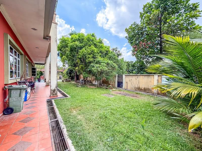 Bungalow for Sale in Country Heights (Kajang) - Nur Alia Omar - Exterior - PropertyGuru.com.my
