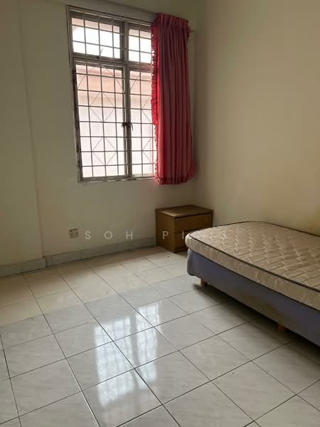 Apartment for Sale at Subang Perdana Goodyear Court 8 - Soh Ping - Bedroom - PropertyGuru.com.my