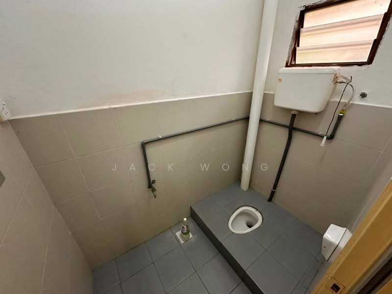 2-storey Terraced House for Rent in Kelapa Sawit (Kulai) - Jack Wong - Bathroom - PropertyGuru.com.my