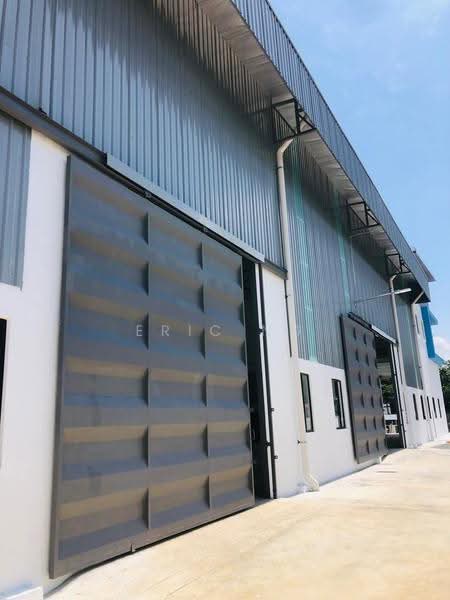Semi-D Factory for Sale in Kawasan Perindustrian Balakong (Balakong) - Eric Ng - Exterior - PropertyGuru.com.my