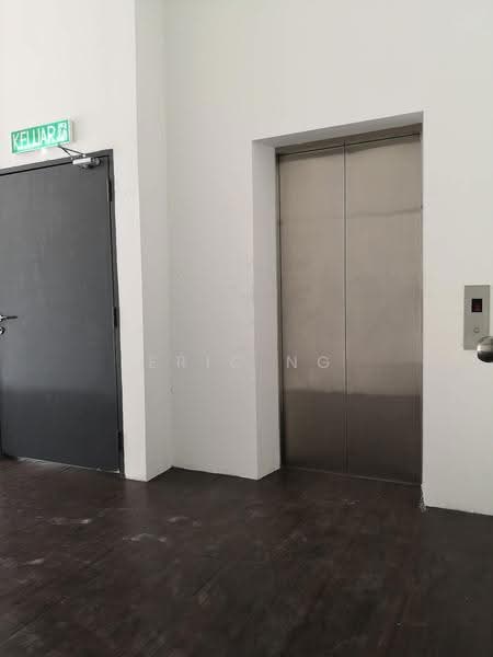 Semi-D Factory for Sale in Kawasan Perindustrian Balakong (Balakong) - Eric Ng - Corridor - PropertyGuru.com.my