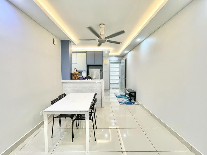 Mizumi Residences untuk Untuk Dijual - RM 530,000, Mac 2026 - Dining Room - PropertyGuru.com.my