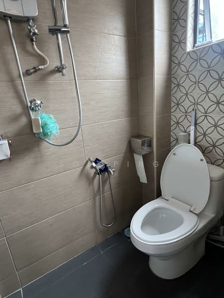 Apartment for Sale at Subang Perdana Goodyear Court 8 - Soh Ping - Bathroom - PropertyGuru.com.my