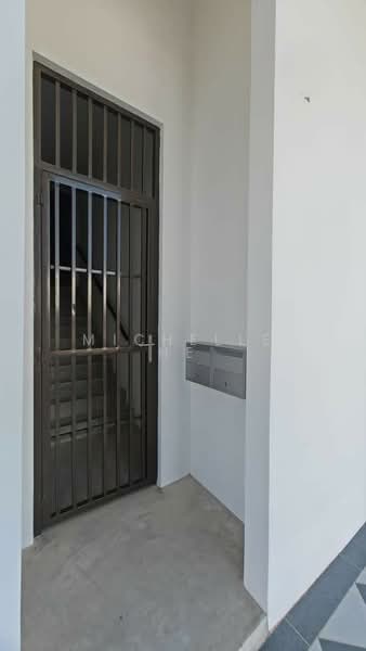 Shop / Office for Rent in Taman Kota Masai (Pasir Gudang) - Michelle He - Entrance - PropertyGuru.com.my