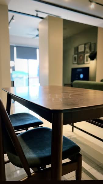 Service Residence for Rent at Datum Jelatek (LINQ Sky Residence) - Gizelle Chen - Dining Room - PropertyGuru.com.my