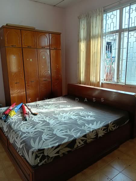 Bungalow for Sale in Taman Kanagapuram (Petaling Jaya) - Kevin Dass - Bedroom - PropertyGuru.com.my