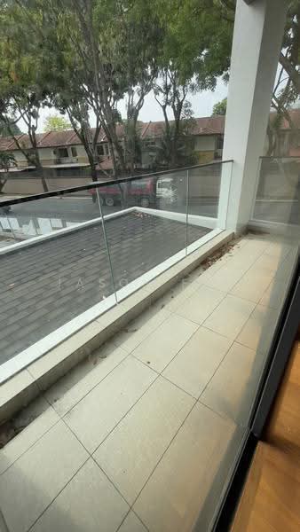 Semi-Detached House for Sale in Kota Kemuning (Shah Alam) - Jason Fan - Balcony - PropertyGuru.com.my