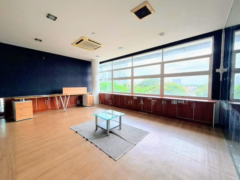 Office for Rent in Laman Seri Business Park (Shah Alam) - Balkhis Hashim - Interior - PropertyGuru.com.my
