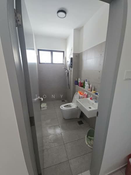 2-storey Terraced House for Sale in Austin Crest (Johor Bahru) - Tony Lim - Bathroom - PropertyGuru.com.my