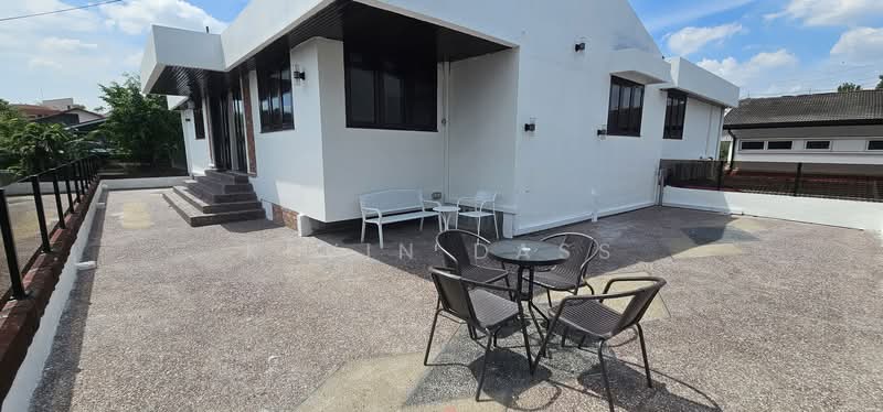 Bungalow for Rent in Seksyen 22 (Petaling Jaya) - Kevin Dass - Exterior - PropertyGuru.com.my