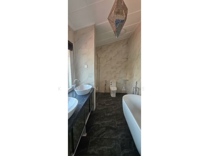 Bungalow for Rent in Seksyen 22 (Petaling Jaya) - Kevin Dass - Bathroom - PropertyGuru.com.my