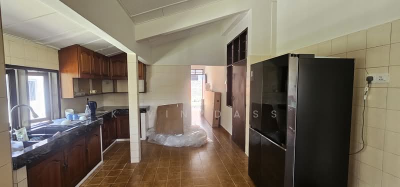 Bungalow for Rent in Seksyen 22 (Petaling Jaya) - Kevin Dass - Kitchen - PropertyGuru.com.my