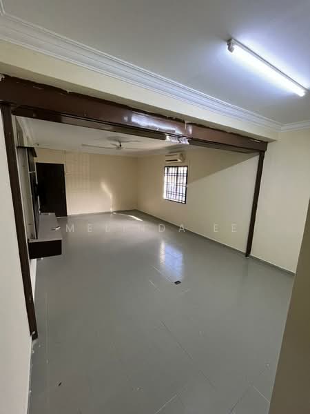 1-storey Terraced House for Rent in Taman Puteri Wangsa (Ulu Tiram) - Melinda Ee - Living Room - PropertyGuru.com.my