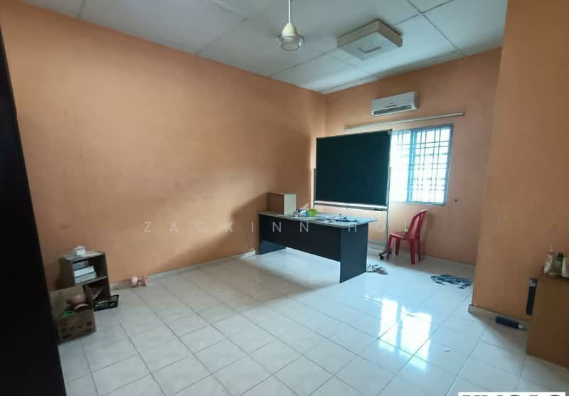 Semi-Detached House for Sale in Taman Mesra (Klang) - Zackinn Hoi - PropertyGuru.com.my