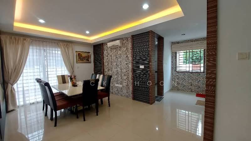 Taman Bukit Kempas untuk Untuk Dijual - RM 1,780,000, Apr 2026 - Dining Room - PropertyGuru.com.my