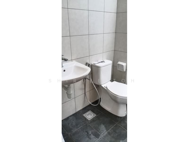 Edusphere untuk Untuk Disewa - RM 1,300 /bulan, Mac 2026 - Bathroom - PropertyGuru.com.my