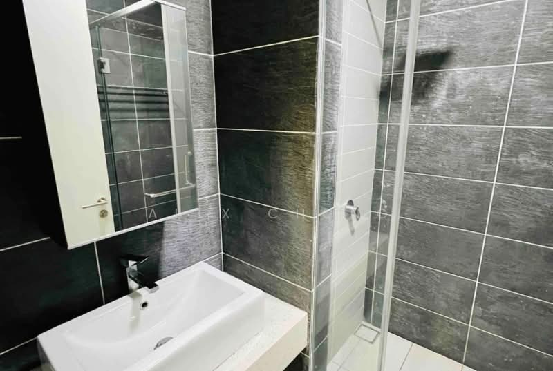 Servis Apartment untuk Disewa di Le Pavillion - Alex Chong - Bathroom - PropertyGuru.com.my