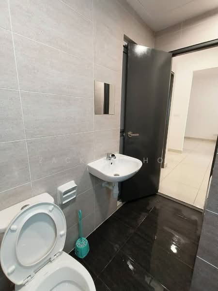 Service Residence for Rent at EDUSENTRAL - Zackinn Hoi - Bathroom - PropertyGuru.com.my