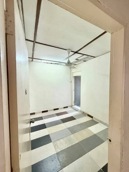 2-storey Terraced House for Sale in Taman Nora (Ulu Tiram) - Ee Fong Toh - Interior - PropertyGuru.com.my