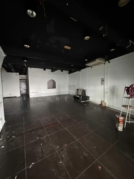 Shop for Rent in Bukit Jambul (Penang) - Fionne Seah - Interior - PropertyGuru.com.my