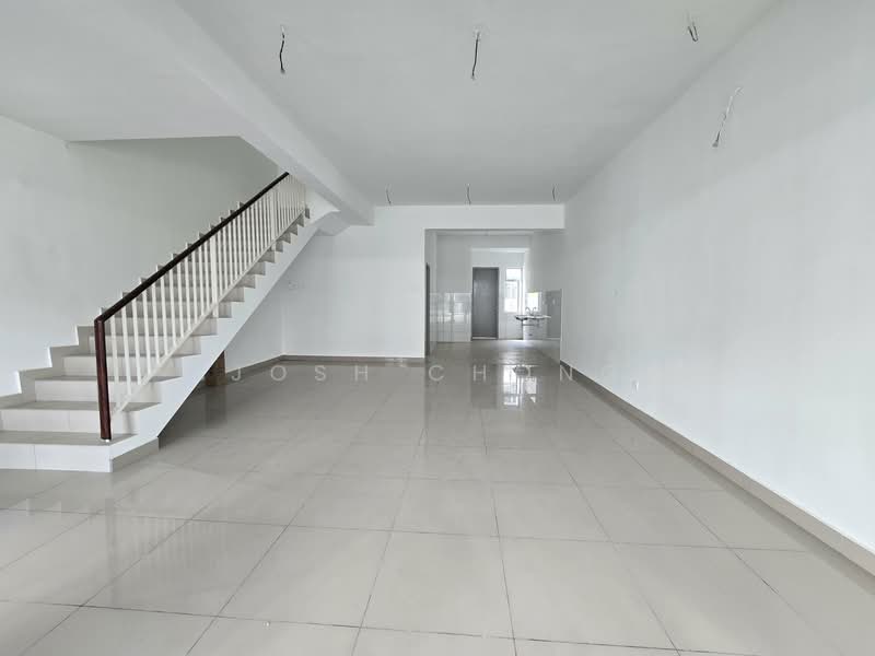 2-storey Terraced House for Sale in Amverton Hills (Sungai Buloh) - Josh Chong - Interior - PropertyGuru.com.my