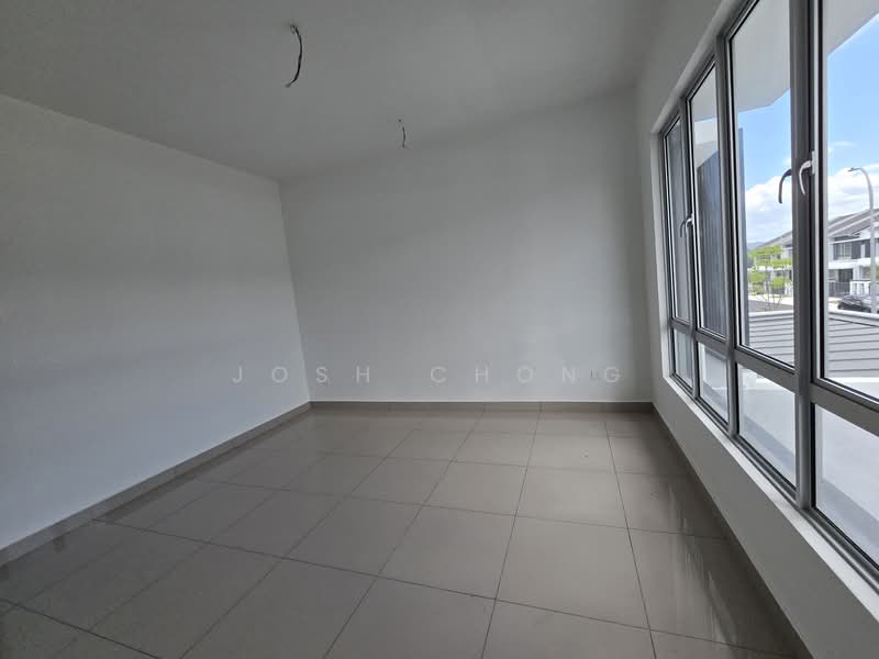 2-storey Terraced House for Sale in Amverton Hills (Sungai Buloh) - Josh Chong - Interior - PropertyGuru.com.my