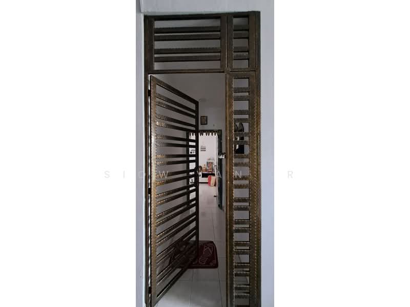 Apartment for Sale at Idaman Senibong - Siow Yan Er - Entrance - PropertyGuru.com.my