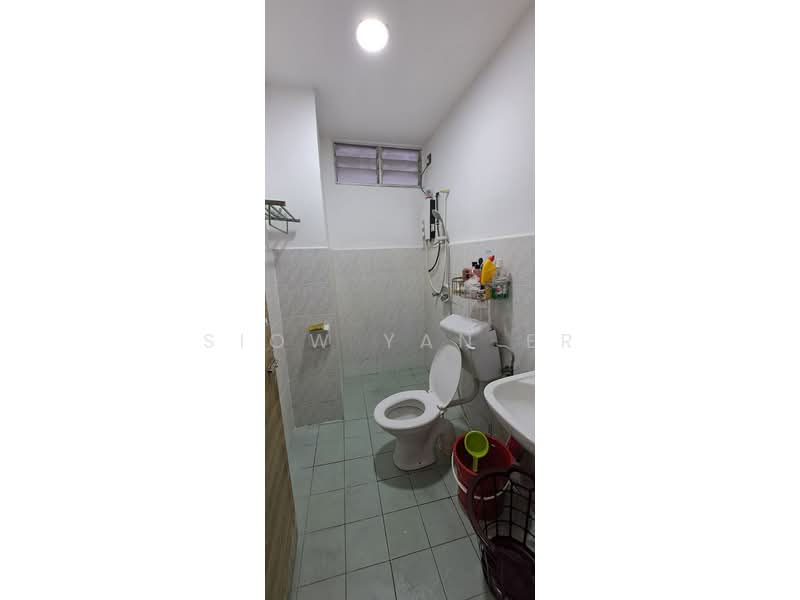 Apartment for Sale at Idaman Senibong - Siow Yan Er - Bathroom - PropertyGuru.com.my