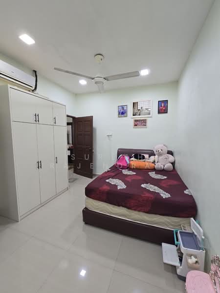 1-storey Terraced House for Sale in Taman Puteri Wangsa (Ulu Tiram) - Suresh Rajendran - Bedroom - PropertyGuru.com.my