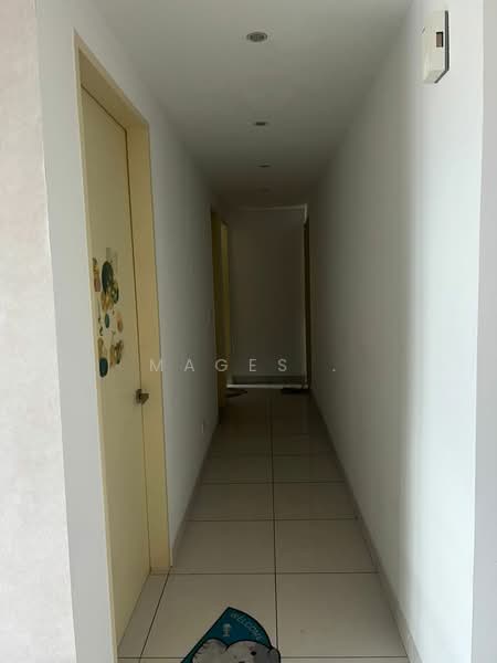 Service Residence for Sale at Impiria Residensi Bukit Tinggi Klang - Mages . - Corridor - PropertyGuru.com.my