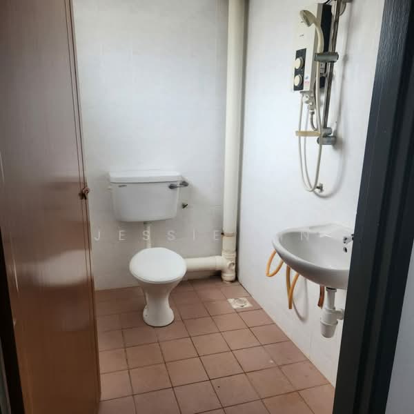 2-storey Terraced House for Rent in Petaling Jaya (Selangor) - Jessie Lin - Bathroom - PropertyGuru.com.my