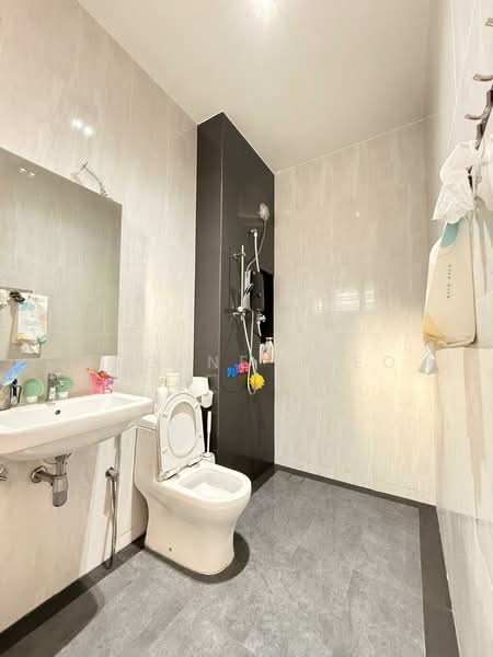 Cluster House for Sale in Setia Tropika (Johor Bahru) - Eugene Tneo - Bathroom - PropertyGuru.com.my