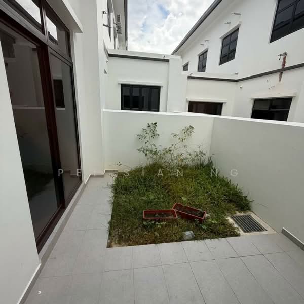 Cluster House for Sale in Iskandar Puteri (Nusajaya) (Johor) - PEI SIAN NG - Exterior - PropertyGuru.com.my