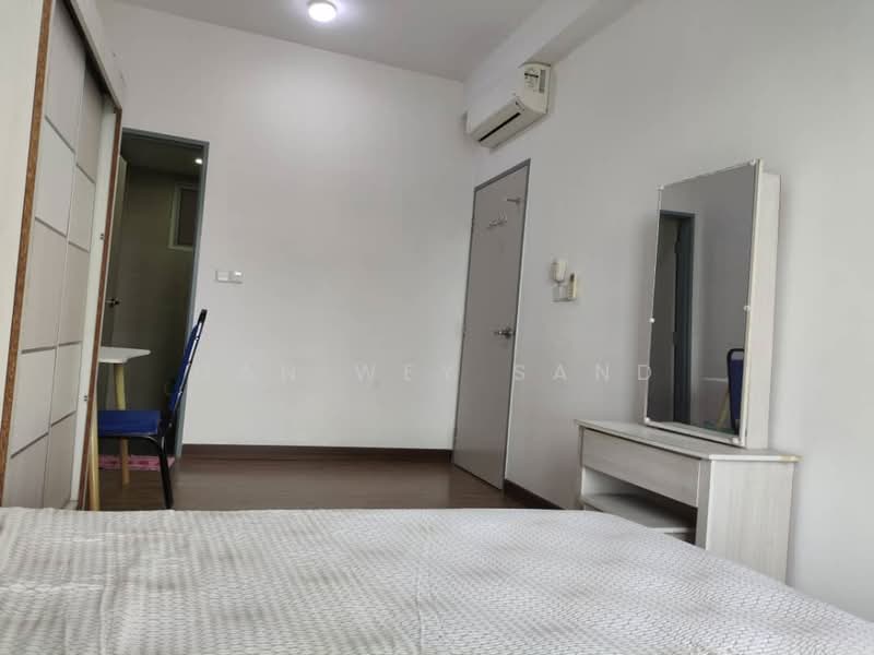 Service Residence for Rent at Pinnacle Sri Petaling - GAN WEY SAND - Bedroom - PropertyGuru.com.my