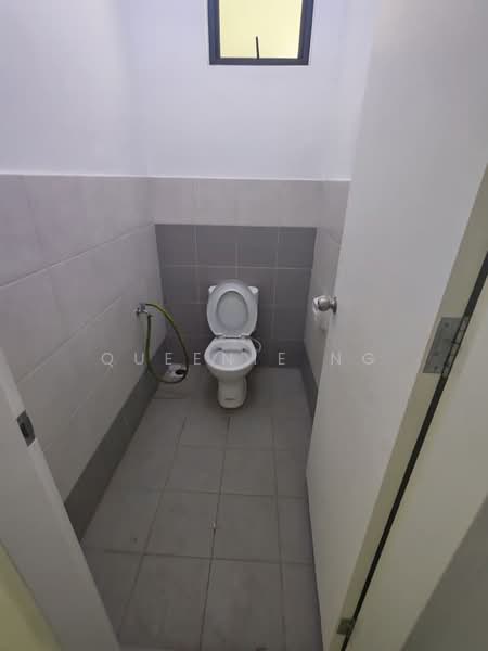 Shop / Office for Rent in Skudai (Johor) - Queenie Ng - Bathroom - PropertyGuru.com.my