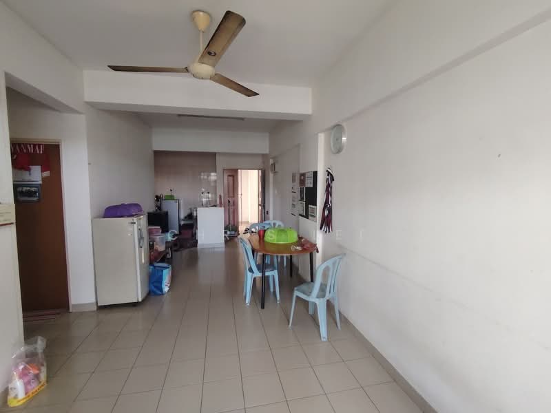 Condominium for Sale at Desaria Villa - Chris Lee - Living Room - PropertyGuru.com.my