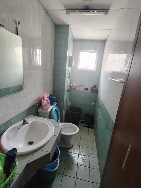Condominium for Sale at Desaria Villa - Chris Lee - Bathroom - PropertyGuru.com.my
