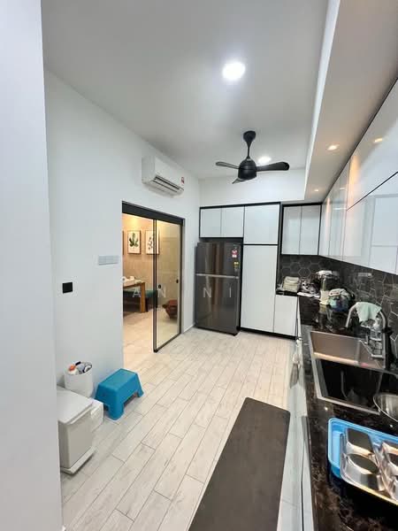 Cluster House for Sale in Masai (Johor) - Wan Ning - Kitchen - PropertyGuru.com.my