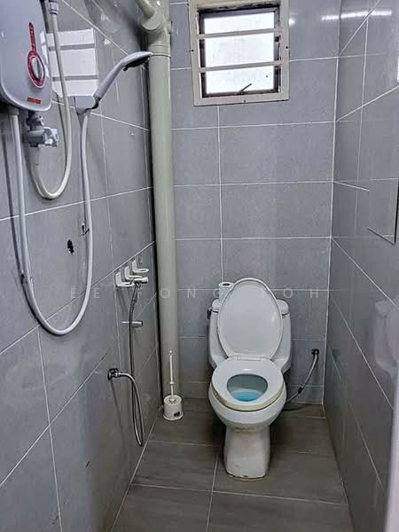 2-storey Terraced House for Sale in Bandar Baru Permas Jaya (Permas Jaya) - Ee Fong Toh - Bathroom - PropertyGuru.com.my