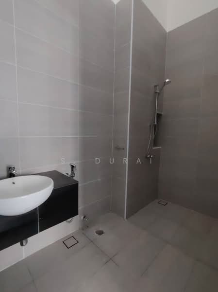 Cluster House for Sale in Taman Ekoflora (Johor Bahru) - S. Durai - Bathroom - PropertyGuru.com.my