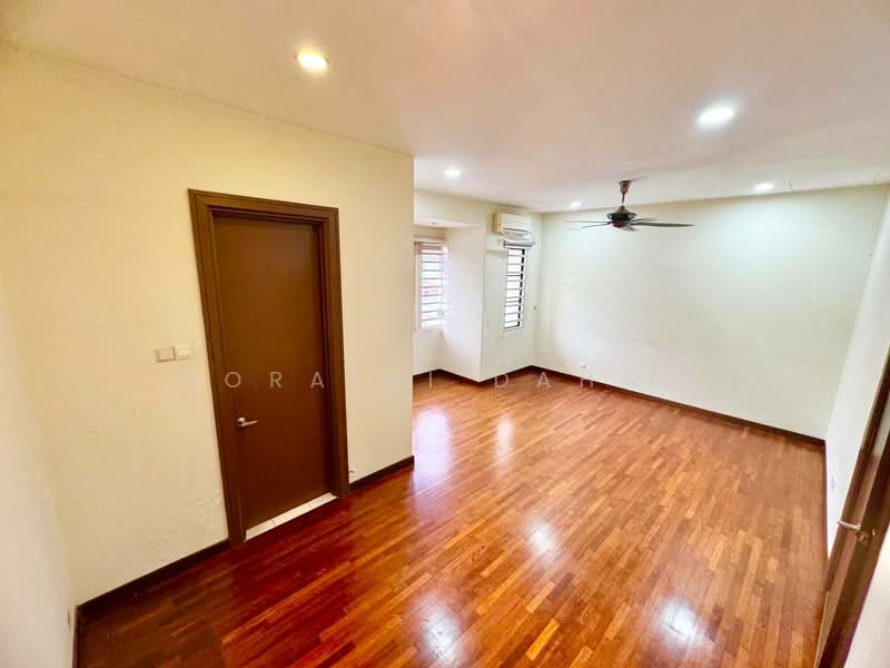 Terraced House for Sale in Alam Impian (Shah Alam) - Noraini Dahan - Living Room - PropertyGuru.com.my