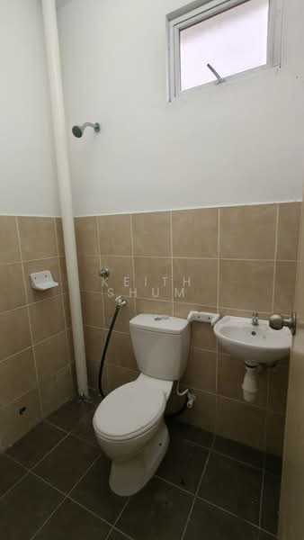 2.5-storey Terraced House for Sale in Taman Scientex Senai (Senai) - Keith Shum - Bathroom - PropertyGuru.com.my