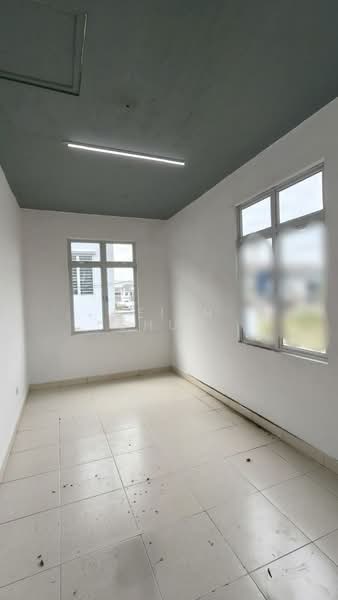 2.5-storey Terraced House for Sale in Taman Scientex Senai (Senai) - Keith Shum - Interior - PropertyGuru.com.my