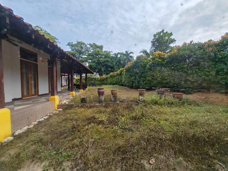 Bungalow for Sale in Seri Kembangan (Selangor) - Matthew Lai - Exterior - PropertyGuru.com.my