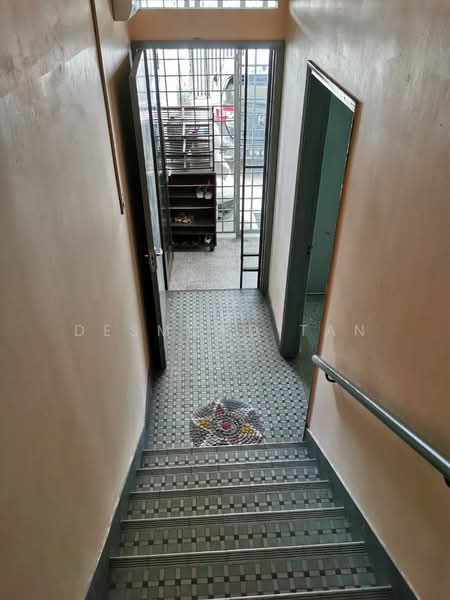 2-storey Terraced House for Sale in Taman Paramount (Petaling Jaya) - Desmond Tan - Entrance - PropertyGuru.com.my