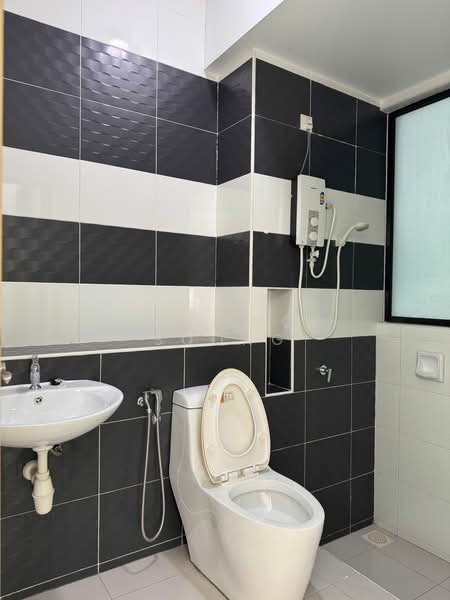 Service Residence for Rent at The Sky Executive Suites - Terrance Soong - Bathroom - PropertyGuru.com.my