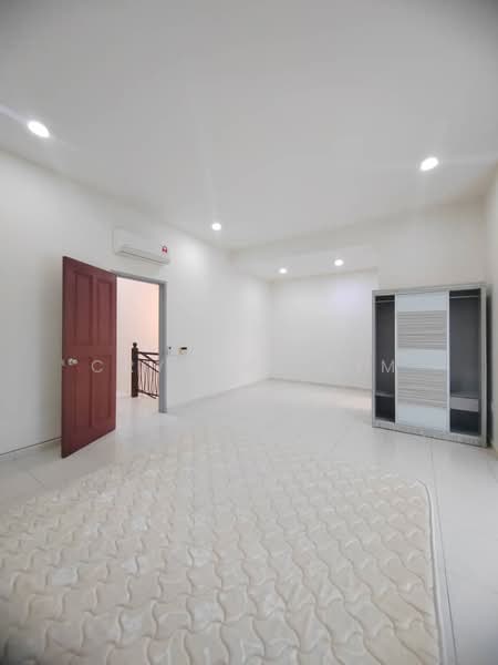 2-storey Terraced House for Rent in Taman Sutera Utama (Skudai) - Crystal Lim - Bedroom - PropertyGuru.com.my