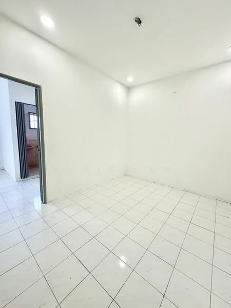 2-storey Terraced House for Sale in Taman Putri Kulai (Kulai) - Eunice Ng - Interior - PropertyGuru.com.my