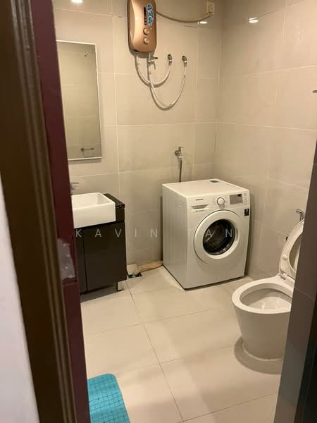 Condominium for Rent at Amberside @ Country Garden Danga Bay - Kavin Tan - Bathroom - PropertyGuru.com.my